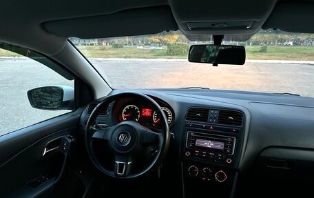 Volkswagen Polo VI (EU Market), 2014 год, 890 000 рублей, 28 фотография