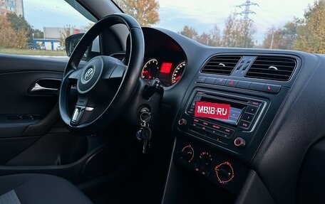 Volkswagen Polo VI (EU Market), 2014 год, 890 000 рублей, 21 фотография