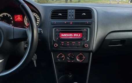 Volkswagen Polo VI (EU Market), 2014 год, 890 000 рублей, 30 фотография