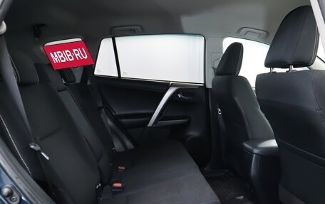 Toyota RAV4, 2019 год, 2 650 000 рублей, 15 фотография