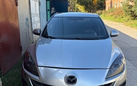 Mazda 3, 2011 год, 665 000 рублей, 2 фотография