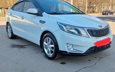 KIA Rio III рестайлинг, 2014 год, 895 000 рублей, 10 фотография