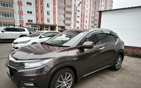 Honda Vezel, 2018 год, 1 680 000 рублей, 3 фотография