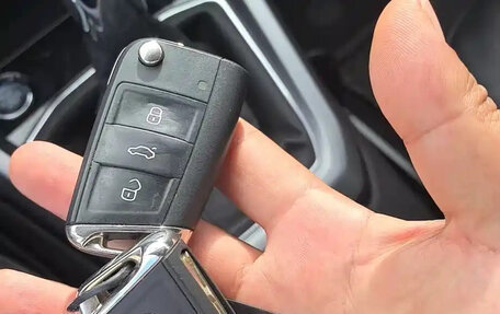 Volkswagen T-Cross I, 2021 год, 1 585 222 рублей, 8 фотография