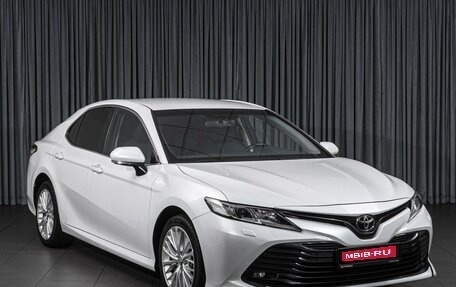 Toyota Camry, 2018 год, 2 597 000 рублей, 1 фотография