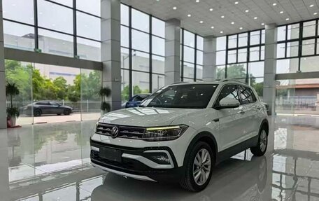 Volkswagen T-Cross I, 2022 год, 1 750 000 рублей, 1 фотография