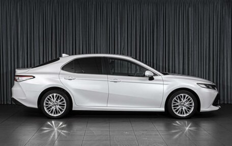 Toyota Camry, 2018 год, 2 597 000 рублей, 5 фотография