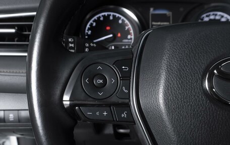 Toyota Camry, 2018 год, 2 597 000 рублей, 19 фотография