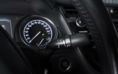 Toyota Camry, 2018 год, 2 597 000 рублей, 17 фотография