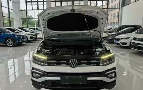 Volkswagen T-Cross I, 2022 год, 1 750 000 рублей, 9 фотография