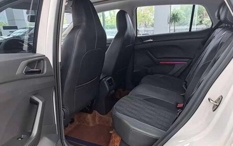 Volkswagen T-Cross I, 2022 год, 1 750 000 рублей, 17 фотография