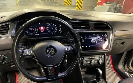 Volkswagen Tiguan II, 2019 год, 2 299 000 рублей, 5 фотография