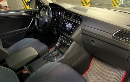Volkswagen Tiguan II, 2019 год, 2 299 000 рублей, 6 фотография