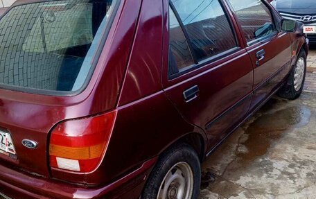 Ford Fiesta, 1995 год, 120 000 рублей, 4 фотография
