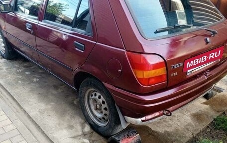 Ford Fiesta, 1995 год, 120 000 рублей, 3 фотография