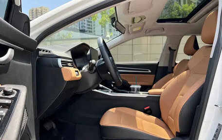 Geely Emgrand, 2022 год, 1 350 000 рублей, 11 фотография