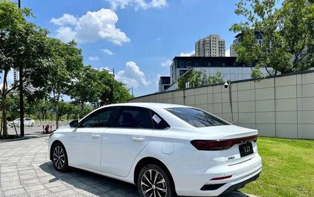 Geely Emgrand, 2022 год, 1 350 000 рублей, 6 фотография