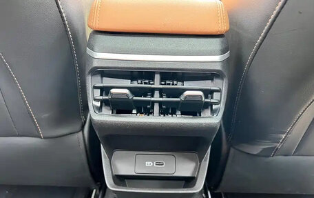 Geely Emgrand, 2022 год, 1 350 000 рублей, 13 фотография