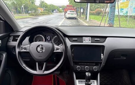 Skoda Octavia, 2022 год, 1 471 000 рублей, 9 фотография