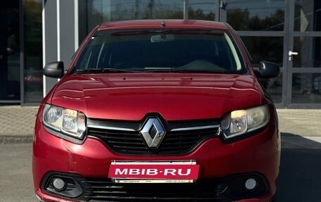 Renault Logan II, 2015 год, 437 000 рублей, 2 фотография