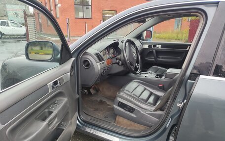 Volkswagen Touareg III, 2003 год, 850 000 рублей, 9 фотография