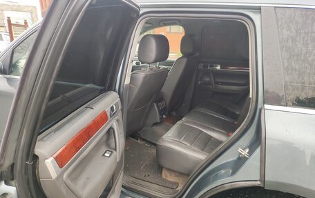 Volkswagen Touareg III, 2003 год, 850 000 рублей, 11 фотография