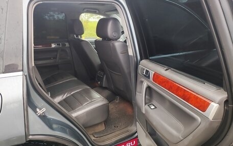 Volkswagen Touareg III, 2003 год, 850 000 рублей, 13 фотография