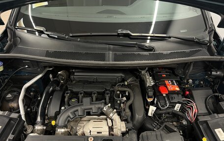 Peugeot 5008 II, 2018 год, 1 999 000 рублей, 28 фотография