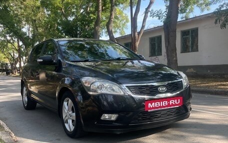 KIA cee'd I рестайлинг, 2010 год, 700 000 рублей, 7 фотография