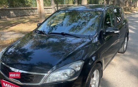 KIA cee'd I рестайлинг, 2010 год, 700 000 рублей, 16 фотография