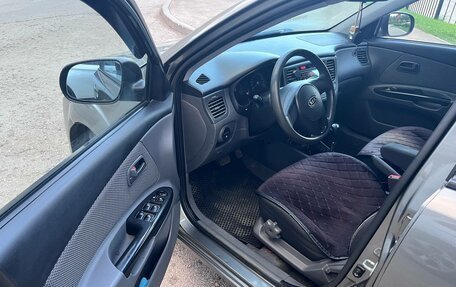 KIA Rio II, 2010 год, 735 000 рублей, 12 фотография