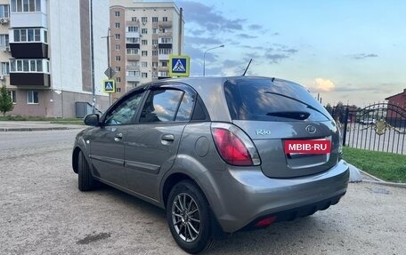 KIA Rio II, 2010 год, 735 000 рублей, 8 фотография