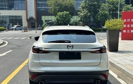 Mazda CX-4, 2021 год, 1 897 000 рублей, 4 фотография