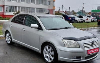 Toyota Avensis III рестайлинг, 2004 год, 730 000 рублей, 1 фотография