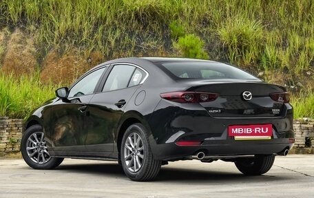 Mazda 3, 2023 год, 1 800 000 рублей, 6 фотография