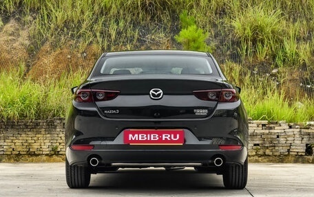Mazda 3, 2023 год, 1 800 000 рублей, 5 фотография