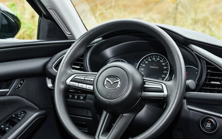 Mazda 3, 2023 год, 1 800 000 рублей, 11 фотография