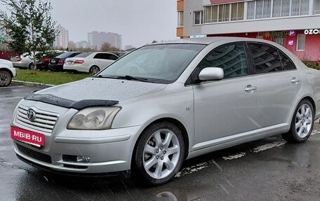 Toyota Avensis III рестайлинг, 2004 год, 730 000 рублей, 9 фотография