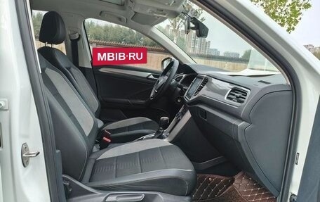 Volkswagen T-Roc I, 2018 год, 1 580 000 рублей, 10 фотография