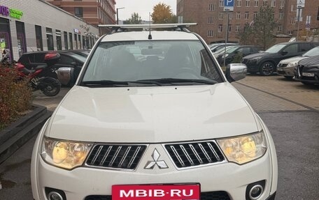 Mitsubishi Pajero Sport II рестайлинг, 2012 год, 1 400 000 рублей, 2 фотография