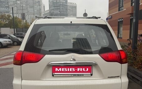 Mitsubishi Pajero Sport II рестайлинг, 2012 год, 1 400 000 рублей, 6 фотография