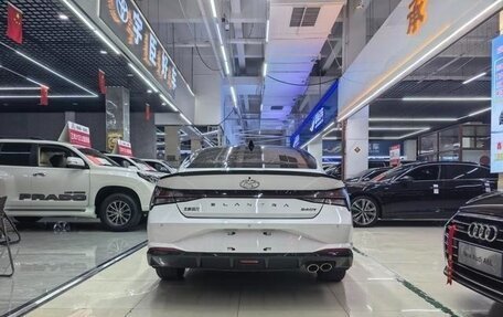 Hyundai Elantra, 2021 год, 1 387 000 рублей, 6 фотография