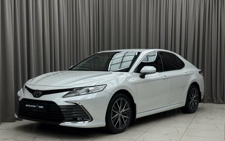 Toyota Camry, 2022 год, 3 300 000 рублей, 1 фотография