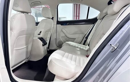 Skoda Superb III рестайлинг, 2016 год, 1 400 777 рублей, 10 фотография