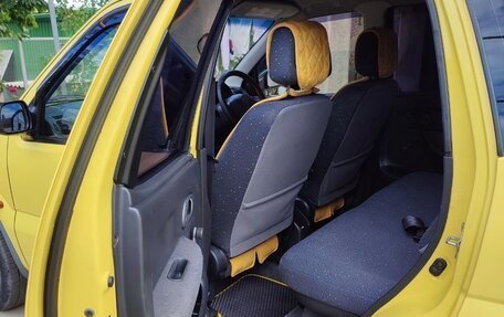 Suzuki Ignis II (HR), 2002 год, 350 000 рублей, 11 фотография