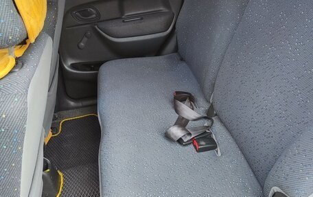 Suzuki Ignis II (HR), 2002 год, 350 000 рублей, 12 фотография