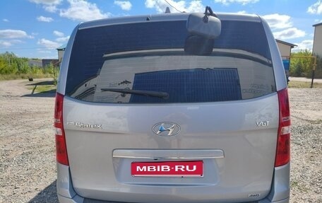 Hyundai Grand Starex Grand Starex I рестайлинг 2, 2018 год, 3 050 000 рублей, 4 фотография