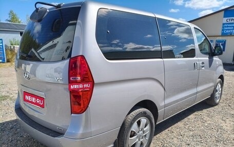 Hyundai Grand Starex Grand Starex I рестайлинг 2, 2018 год, 3 050 000 рублей, 5 фотография