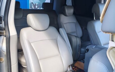 Hyundai Grand Starex Grand Starex I рестайлинг 2, 2018 год, 3 050 000 рублей, 9 фотография