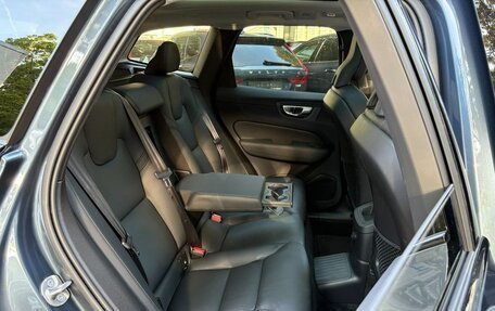 Volvo XC60 II, 2025 год, 7 000 000 рублей, 13 фотография